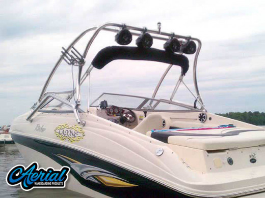 2004 Rinker Captiva 232 with Airborne Tower
