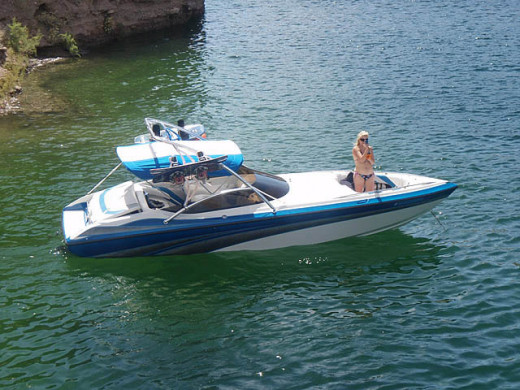 1996 Nordic RAGE 25' with Assault Wakeboard Tower