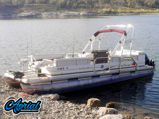 2010 Sun Tracker Party Barge 240 with F250 Pontoon Tower